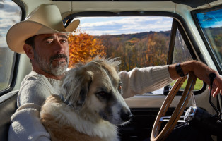 photo 11 in Jeffrey Dean Morgan gallery [id1312634] 2022-11-01