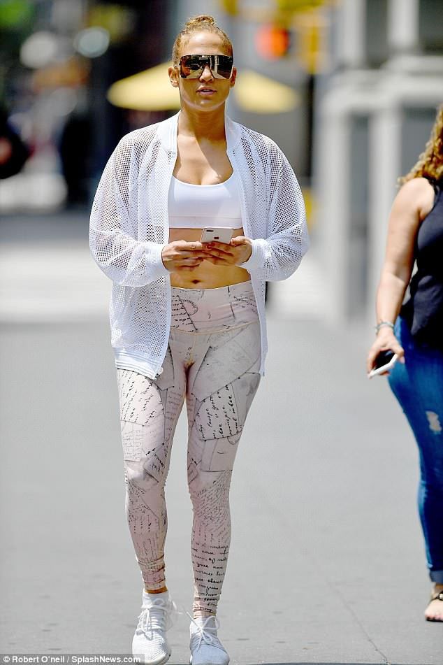 Jennifer Lopez: pic #1049124