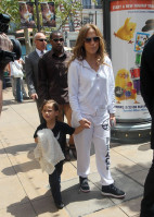 photo 23 in Jennifer Lopez gallery [id471887] 2012-04-06