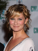 Jennifer Nettles photo #