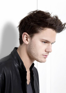 Jeremy Irvine pic #706931