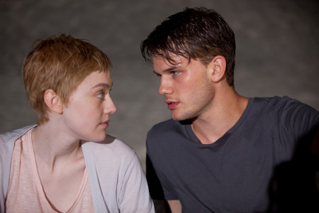 Jeremy Irvine pic #711503