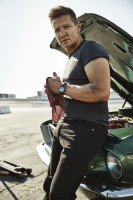 Jeremy Renner photo #