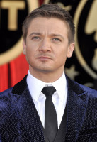 Jeremy Renner photo #