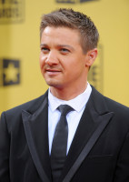 photo 26 in Jeremy Renner gallery [id332078] 2011-01-25