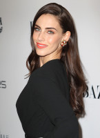 Jessica Lowndes photo #