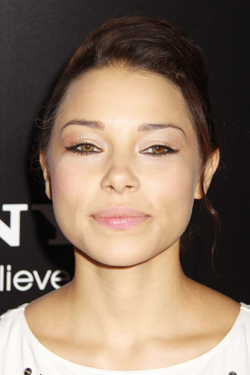 Jessica Parker Kennedy: pic #639626