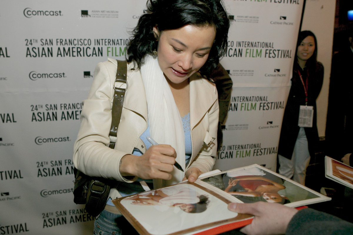 Joan Chen: pic #627551