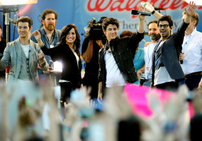 Jonas Brothers photo #