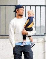 Josh Duhamel photo #