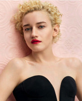 Julia Garner photo #