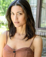 Julia Jones photo #