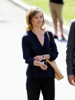 photo 24 in Julia Stiles gallery [id532746] 2012-09-18
