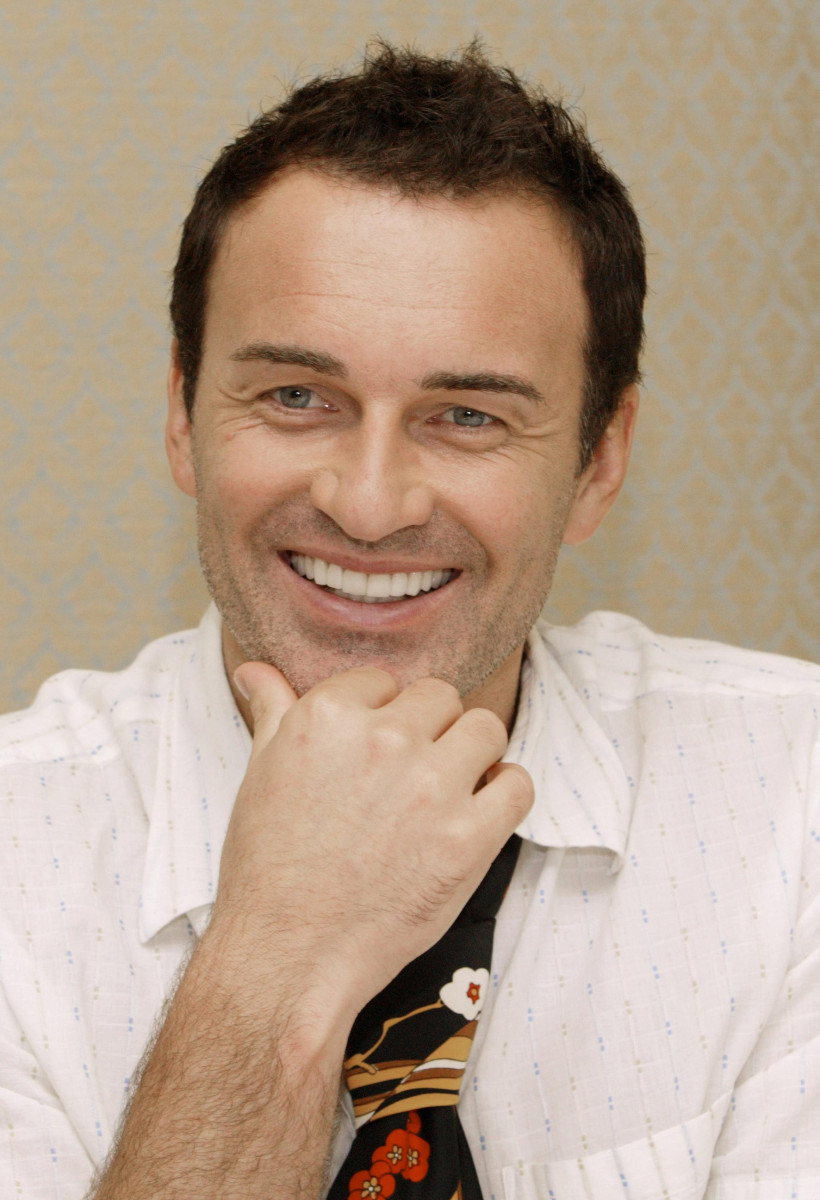 Julian McMahon photo 34 of 82 pics, wallpaper photo 69365 ThePlace2