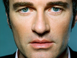 Julian McMahon photo #