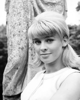 Julie Christie photo #