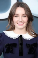 Kaitlyn Dever photo #