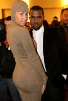 photo 13 in Kanye West gallery [id245178] 2010-03-26