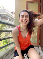 Karisma Kapoor photo #