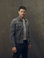 Karl Urban photo #