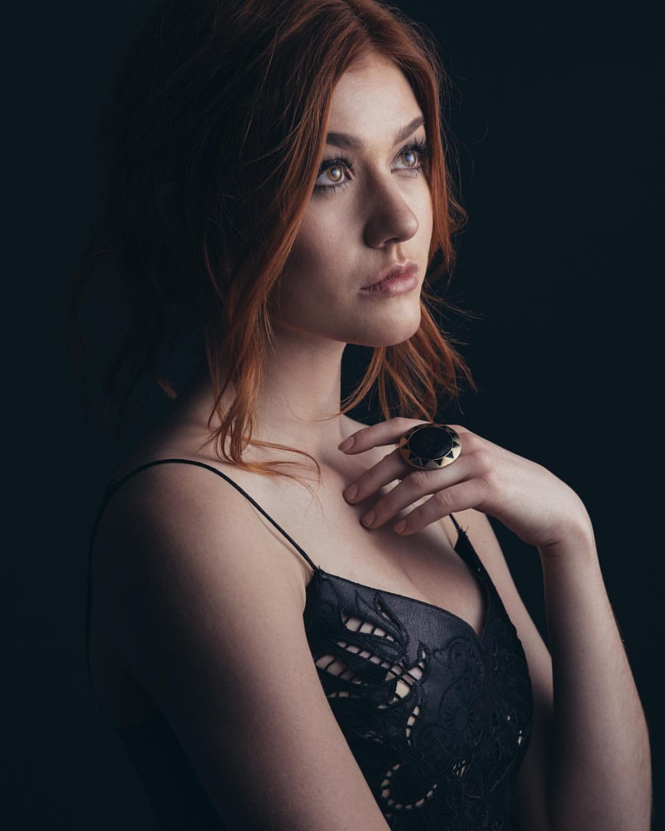 Katherine McNamara: pic #1018488