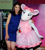 photo 8 in Katie Holmes gallery [id277374] 2010-08-13