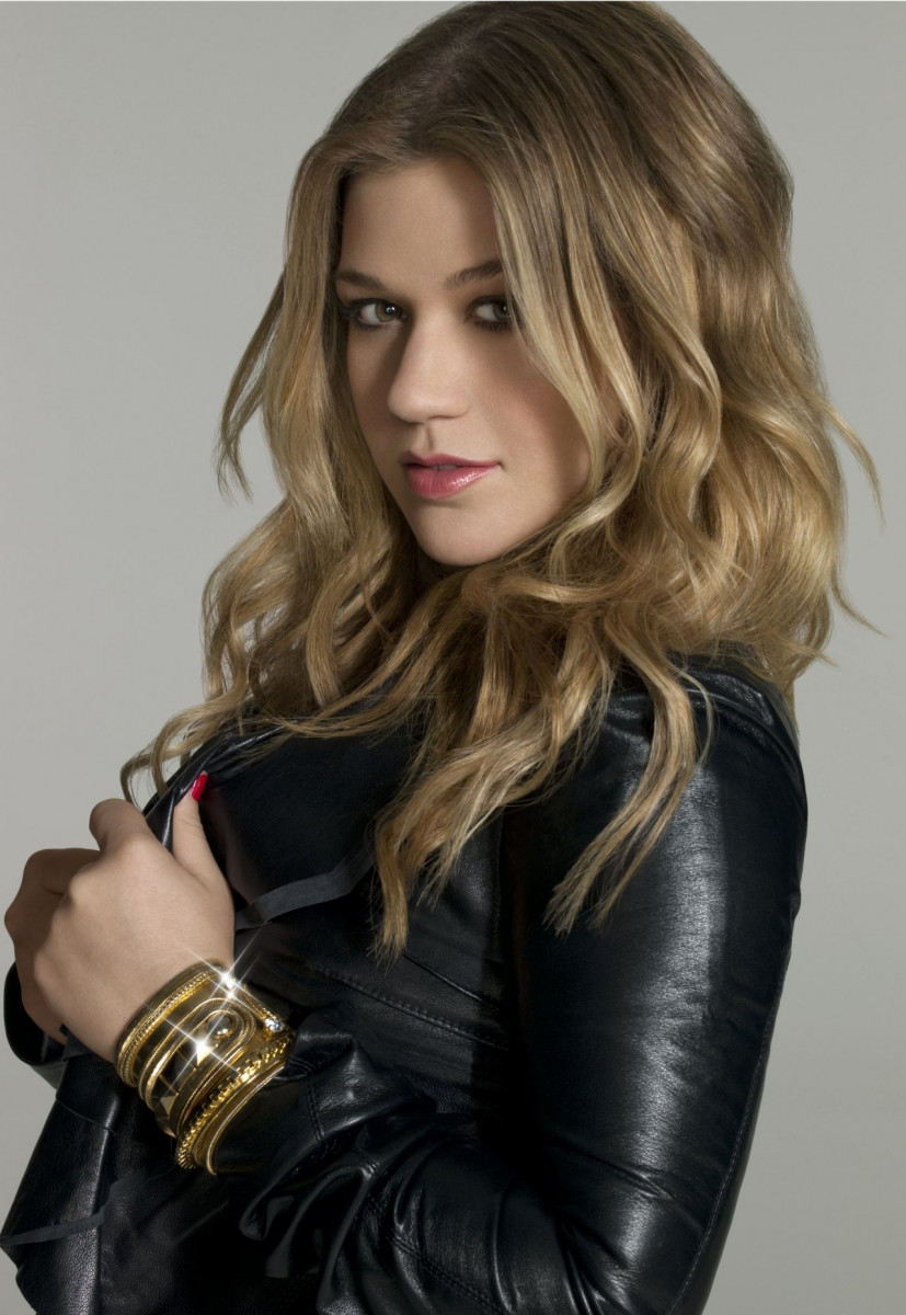 Kelly Clarkson: pic #137397