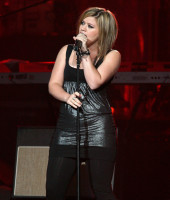 Kelly Clarkson photo #