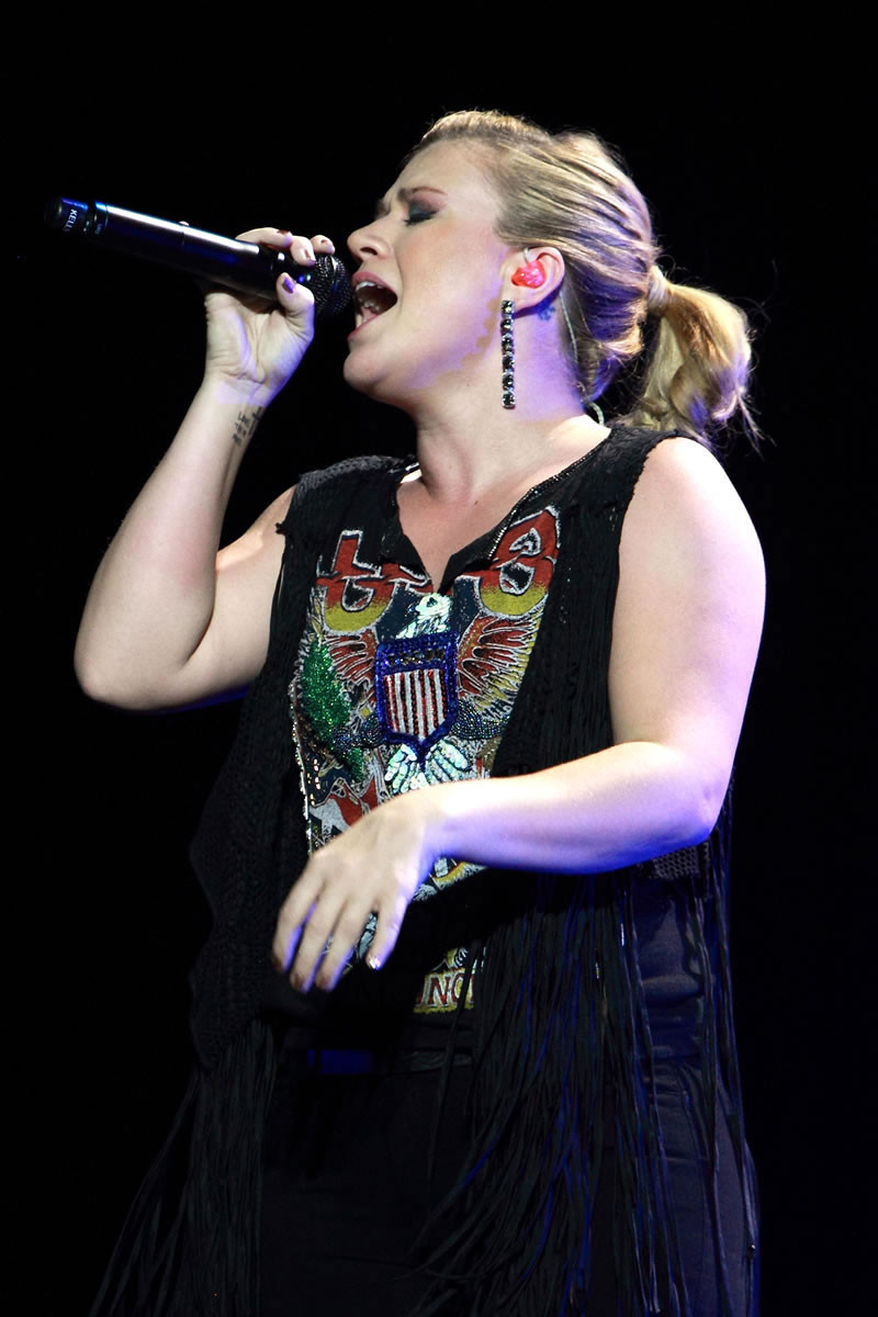 Kelly Clarkson: pic #541537