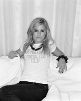 Kelly Clarkson photo #