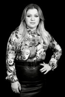 Kelly Clarkson photo #