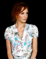 Kelly Reilly photo #