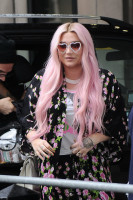 Kesha Rose Sebert photo #