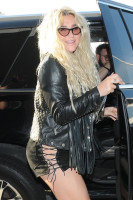 Kesha Rose Sebert photo #