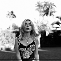 photo 9 in Kiernan Shipka gallery [id1309841] 2022-09-17