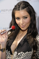 Kim Kardashian photo #