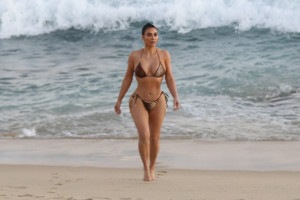 Kim Kardashian photo #