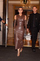 photo 4 in Kardashian gallery [id1280969] 2021-11-18
