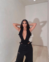 photo 6 in Kim Kardashian gallery [id1293894] 2022-01-16