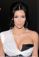 photo 21 in Kim Kardashian gallery [id205002] 2009-11-25