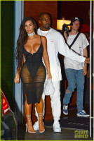 Kim Kardashian photo #