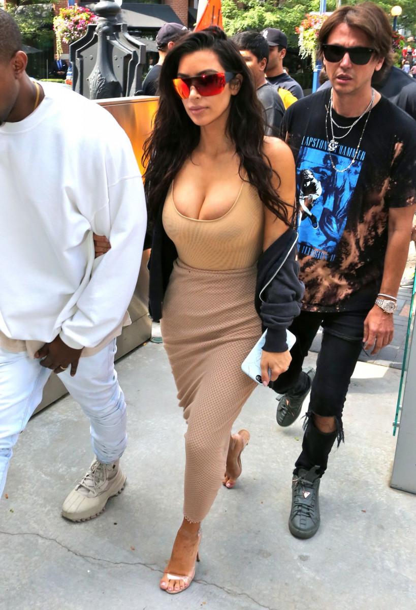 Kim Kardashian: pic #874939