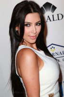 Kim Kardashian pic #388346