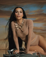 Kim Kardashian photo #