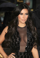 photo 4 in Kim Kardashian gallery [id331055] 2011-01-21