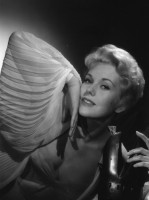 Kim Novak photo #