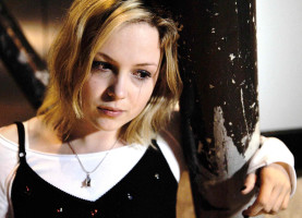 Kimberley Nixon photo #