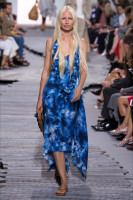 Kirsty Hume photo #