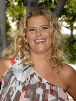 Kristy Swanson photo #