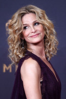 Kyra Sedgwick photo #